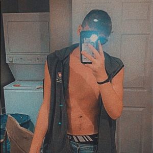 Meet your Posher, Cameron